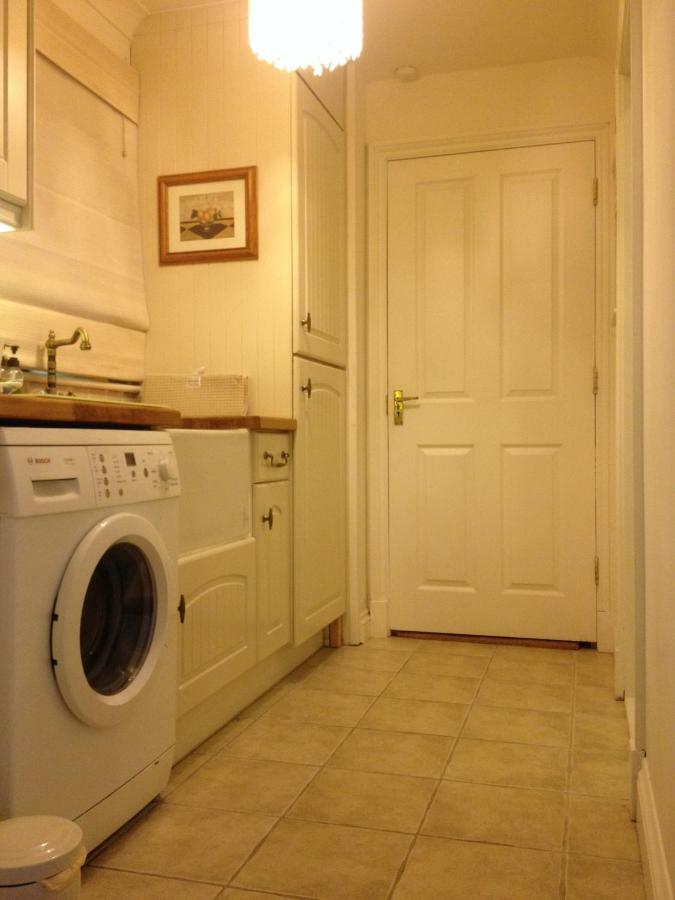 Snowdonia Snug - Studio Style Accommodation Dolgellau Buitenkant foto